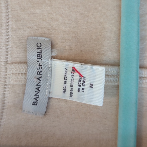 Women's Banana Republic Wool Sweater Wrap Cardigan size M - Picture 2 of 6